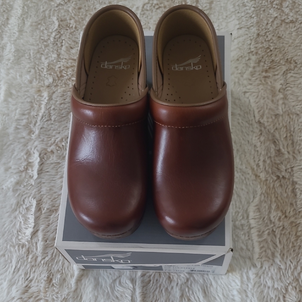 Dansko Women's Leather Clogs in Rich Brown